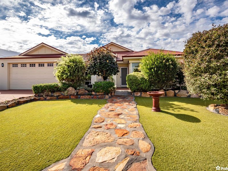 33 Windward Way, Drummond Cove
