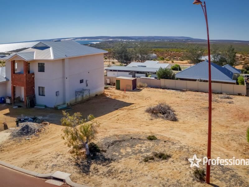67 Flora Boulevard, Kalbarri WA 6536