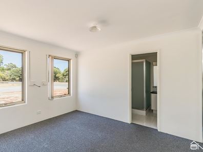 19 Rogers Lane, Armadale WA 6112