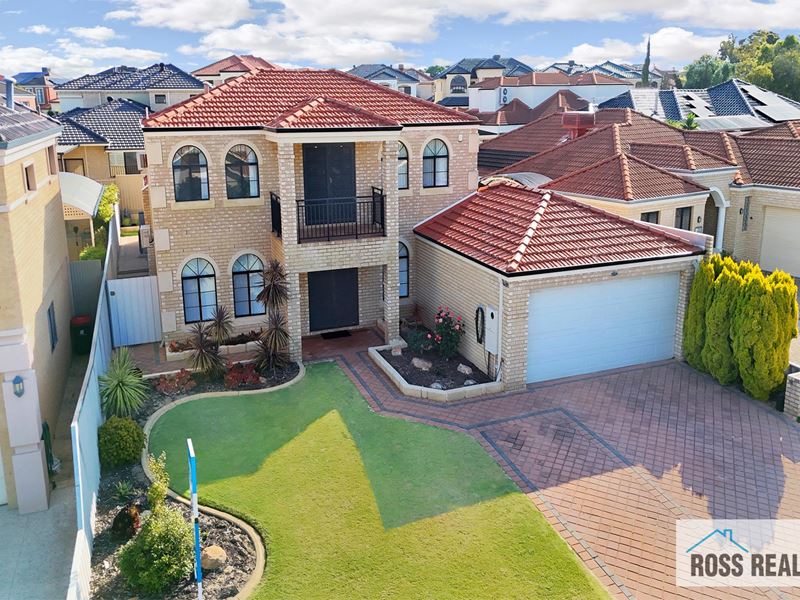 16 Shadycroft Retreat, Dianella