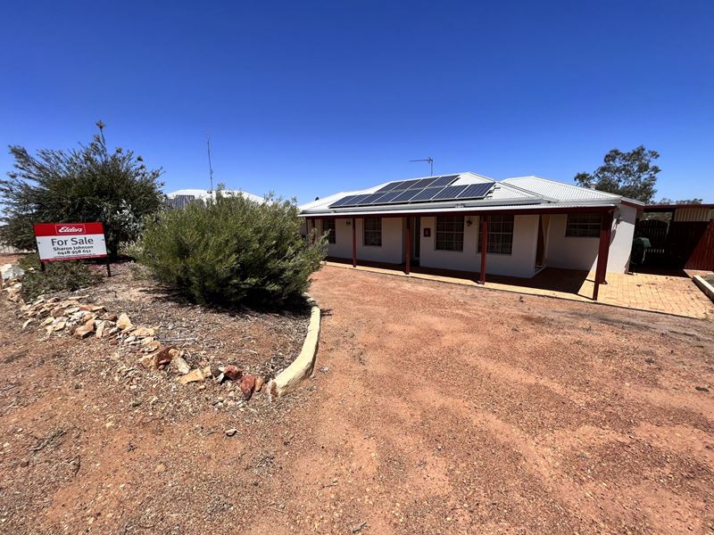 8 Dr Dunlop Grove, Northam