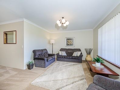 4 Feltbush Mews, Canning Vale WA 6155