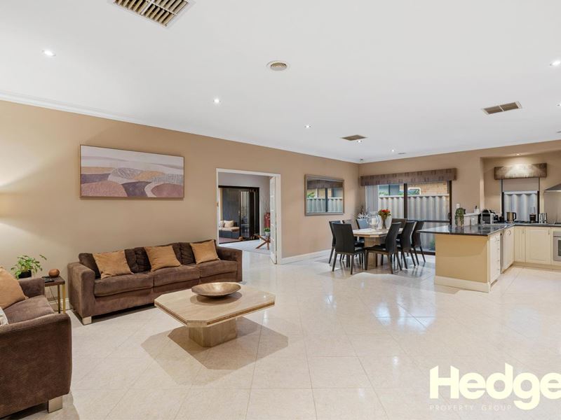 16 Nias Ramble, Iluka