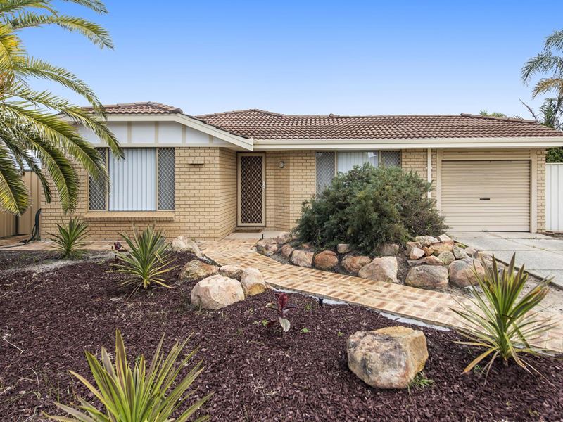 15 Rhine Crescent, Beechboro