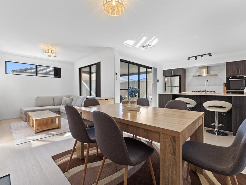 230 Wentworth Parade, Success
