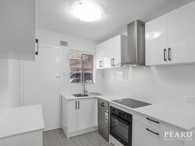 47/20 Ellerby Street, Glendalough WA 6016
