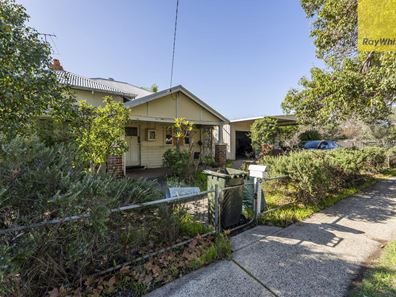 2 Poynton Ave, Midland WA 6056