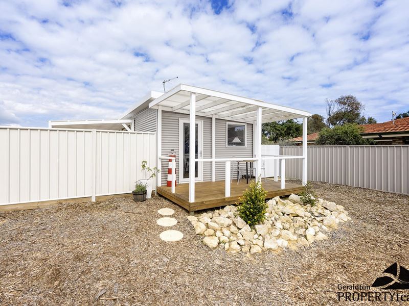 12 Simon Drive, Karloo WA 6530