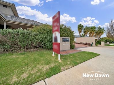 10/40 Hollins Bend, Madeley WA 6065