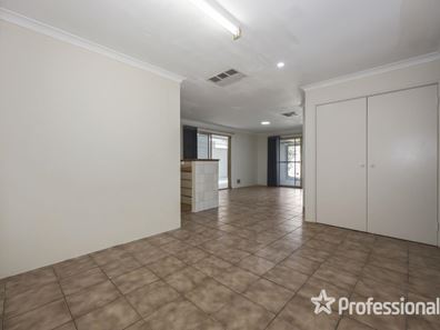 5 Yosemite Loop, Ballajura WA 6066