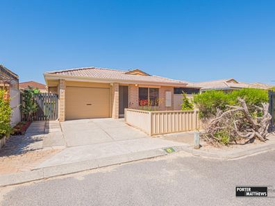 8/23 Helm Street, Maddington WA 6109