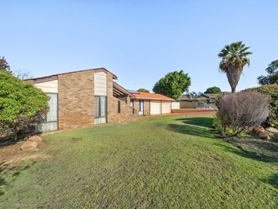 6 Rae Place, Leeming WA 6149