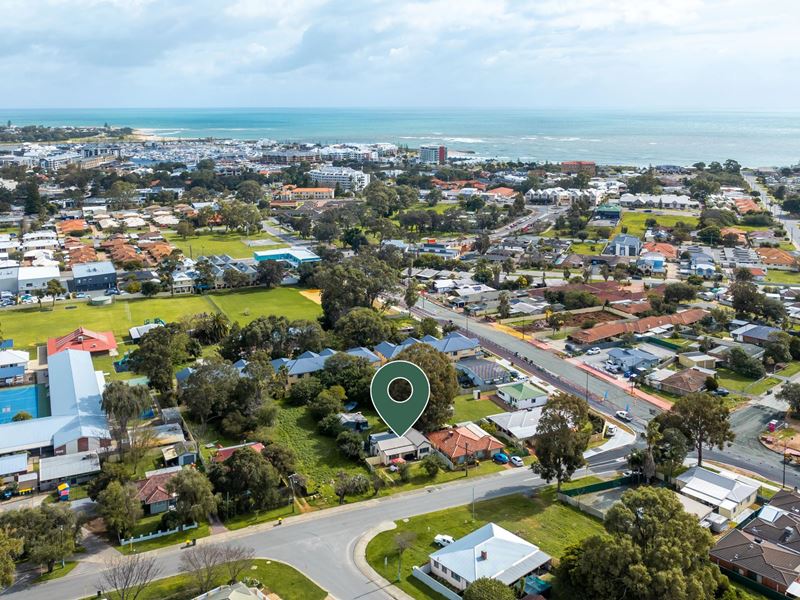 64 Forrest Street, Mandurah WA 6210