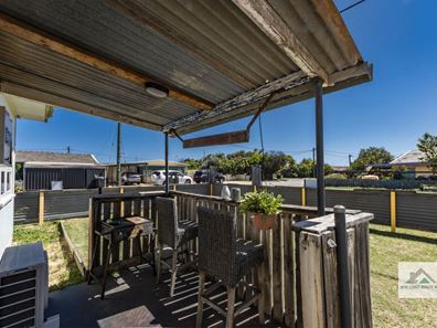 50 Sailors Lane, West End WA 6530