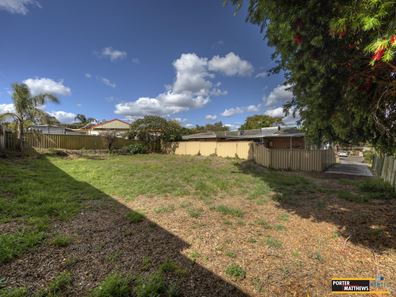 50A Connaught Street, Forrestfield WA 6058