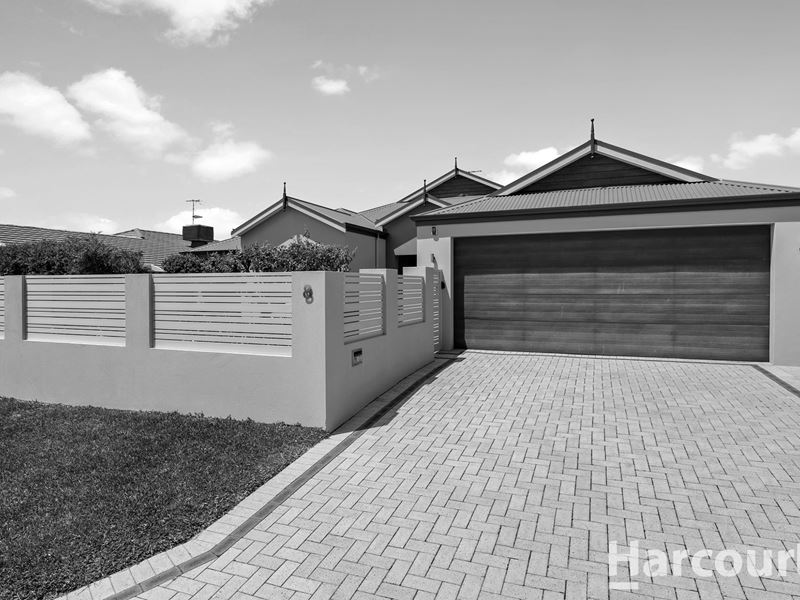 8 Adriana Way, Halls Head WA 6210