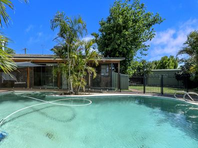 37 Matthew Way, Thornlie WA 6108