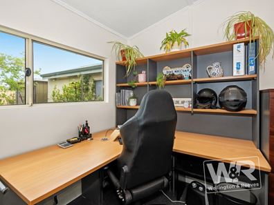 32 Leonora Street, Yakamia WA 6330