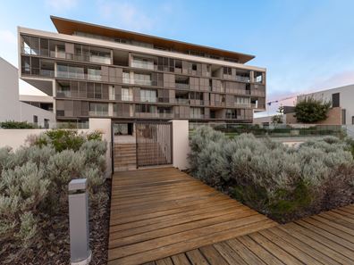 6/23 Ocean Drive, North Coogee WA 6163