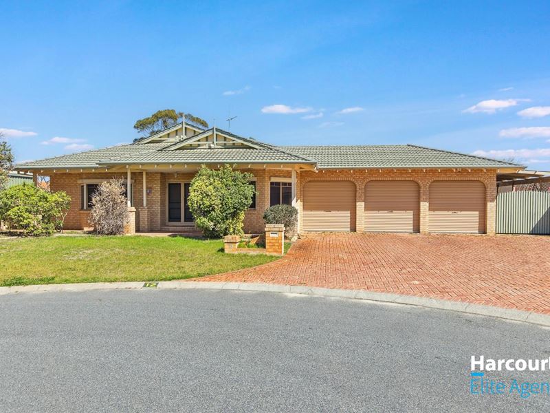 12 Cutlass Place, Safety Bay WA 6169