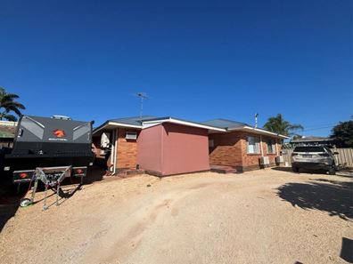 27 Hubble  Street, South Carnarvon WA 6701