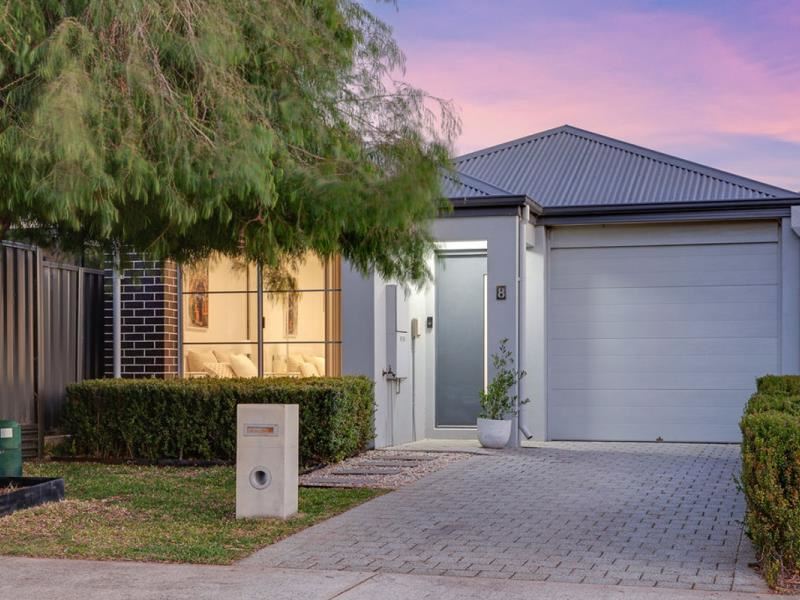 8 Barossa Street, Wellard