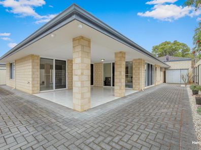 9 Turner Road, Kelmscott WA 6111