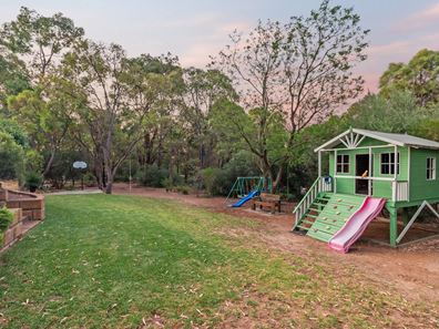 265 Summit Road, Mundaring WA 6073