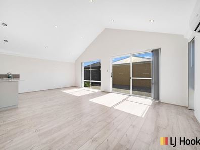 66 Bauer Circle, Banksia Grove WA 6031