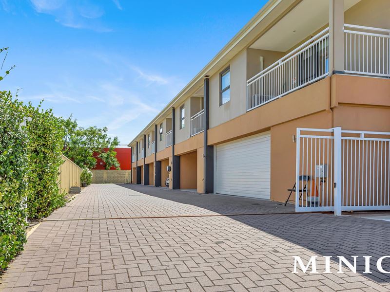 6/6 Oak Street, Cannington WA 6107