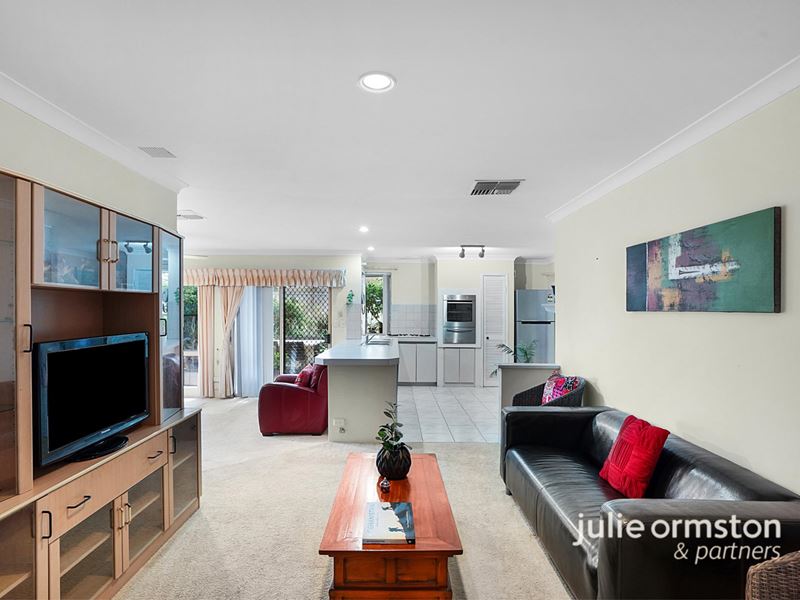 9 Lofty Court, Woodvale