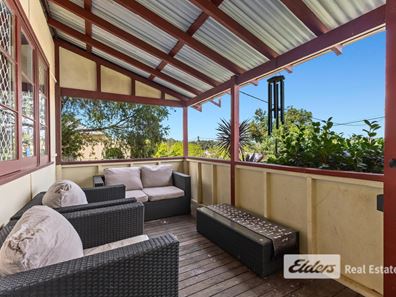 11 Evans Street, Collie WA 6225