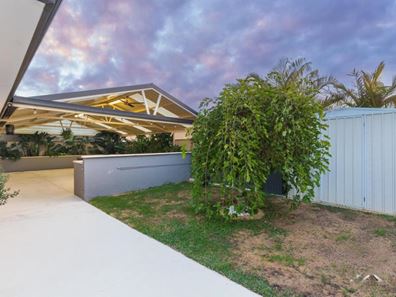 27 Brolga Grove, Seville Grove WA 6112