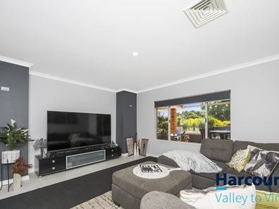 19 Bagley Street, Muchea WA 6501