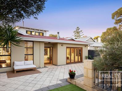 81 High Street, Sorrento WA 6020
