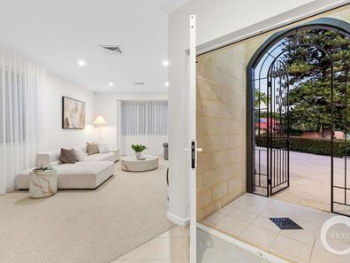 30B Norbury Crescent, City Beach WA 6015