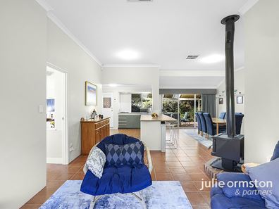 29 Delonix Circle, Woodvale WA 6026