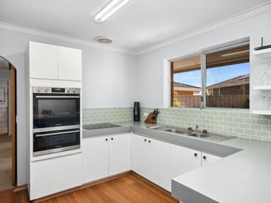 70 Oswald Street, Innaloo WA 6018