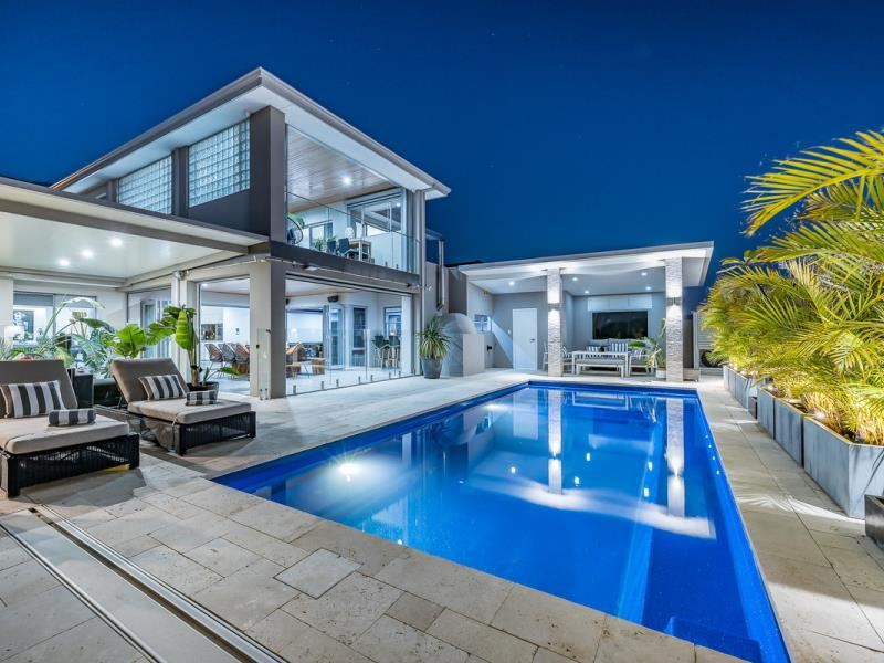 11 Seafarer Way, Jindalee WA 6036