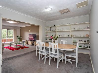 19 David Street, Kelmscott WA 6111