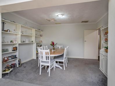 19 David Street, Kelmscott WA 6111