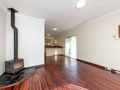 5 Kathleen Close, Maida Vale WA 6057