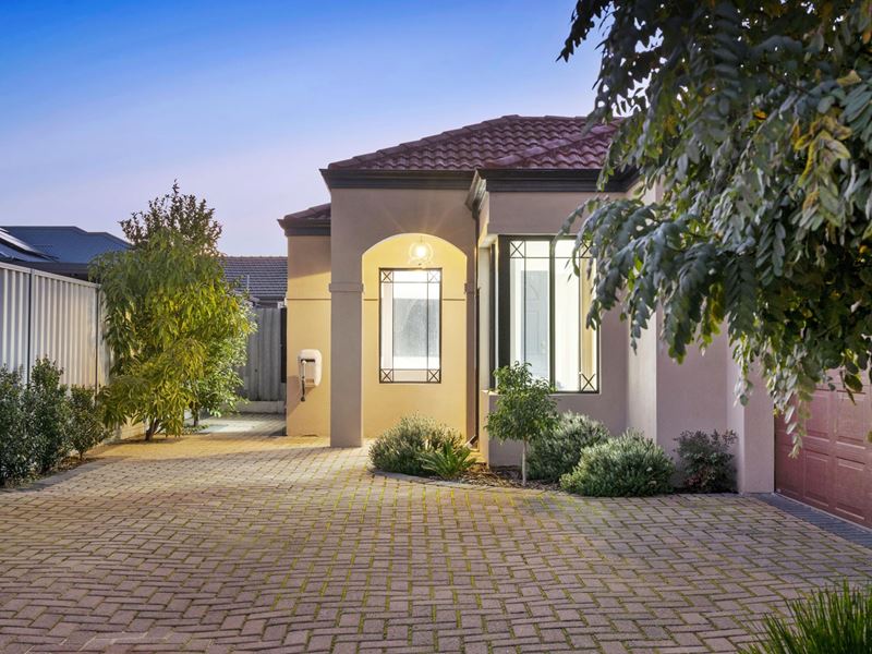15B Horrocks Road, Booragoon WA 6154