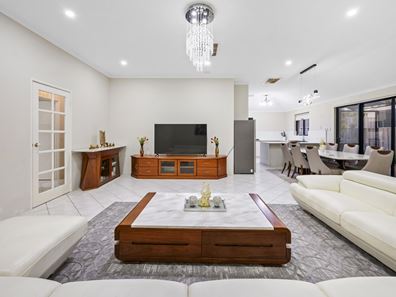 15B Horrocks Road, Booragoon WA 6154