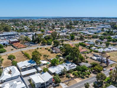 27 Aldgate Street, Mandurah WA 6210