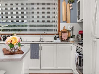 93 King Road, East Bunbury WA 6230