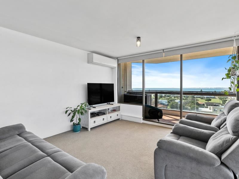 14/6A Valley Road, Halls Head WA 6210