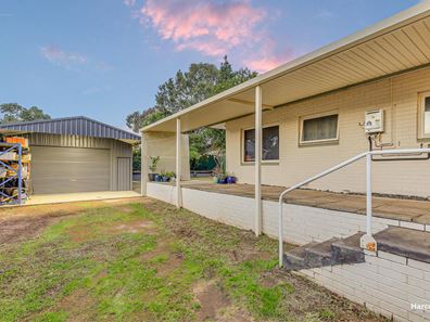 22 Peter Street, Kelmscott WA 6111