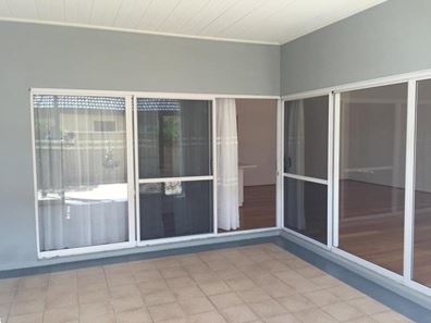 25 Houghton Street, Canning Vale WA 6155