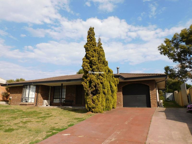 19 Wildcherry Avenue, Castletown